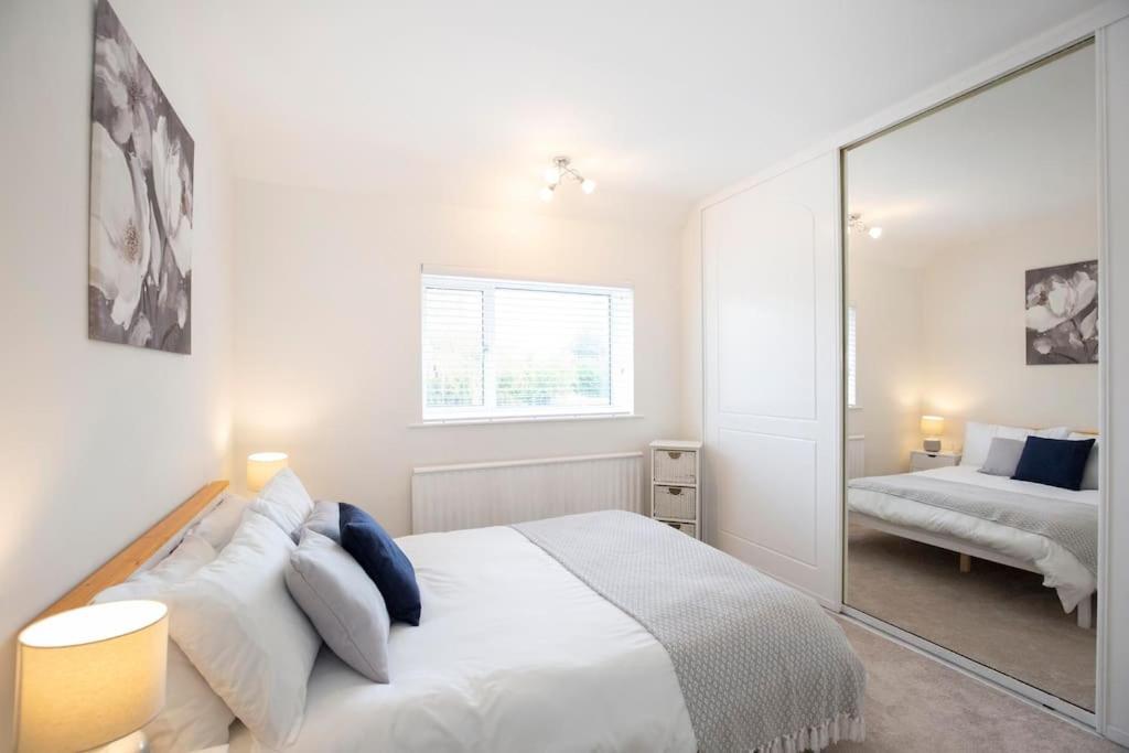 3 Bed House/Garden/Wi-Fi/Parking/Central Location Villa Guildford Exterior photo